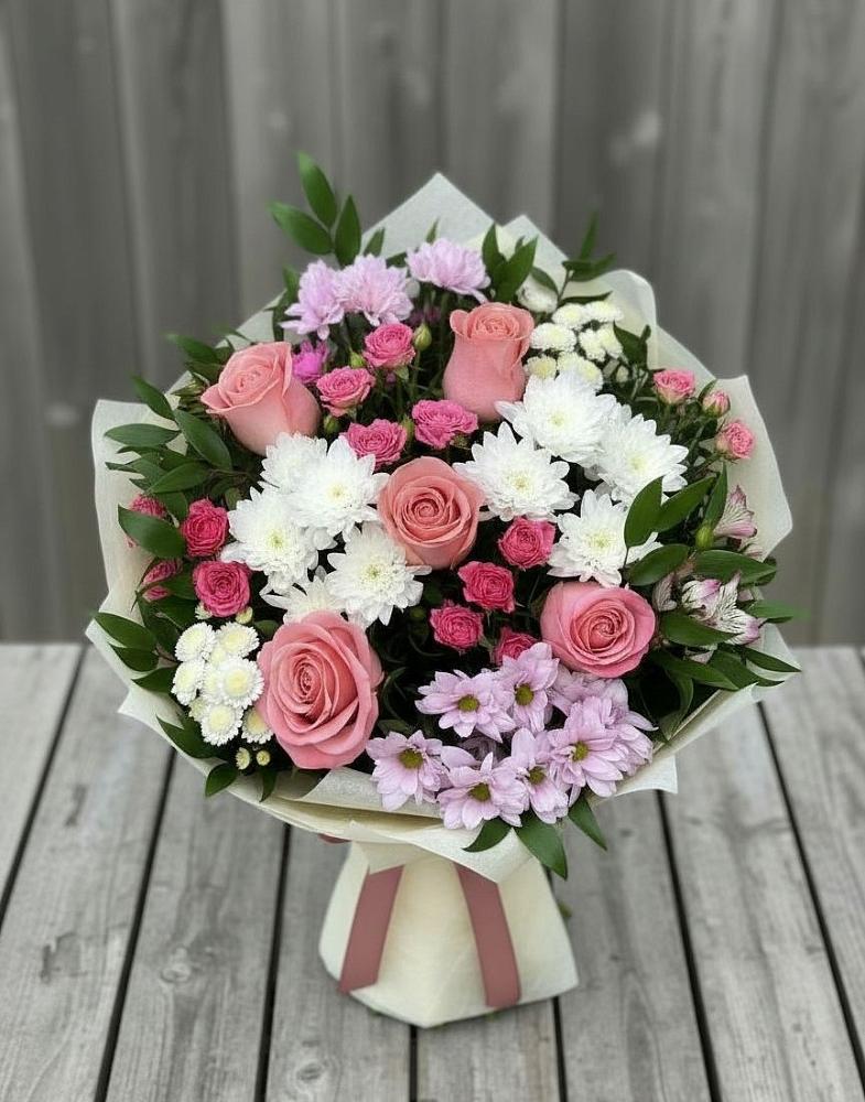 Букет цветов из: Альстромерии, Гвоздики, Розы и Хризантемы в Гусеве