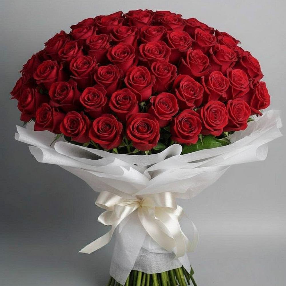 Букет 101 Красная роза Блэк Мэджик в Гусеве