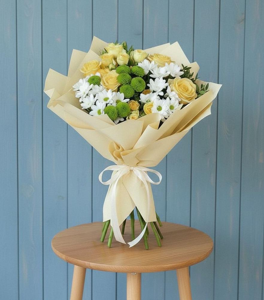 Букет цветов из: Хризантемы и Розы в Гусеве