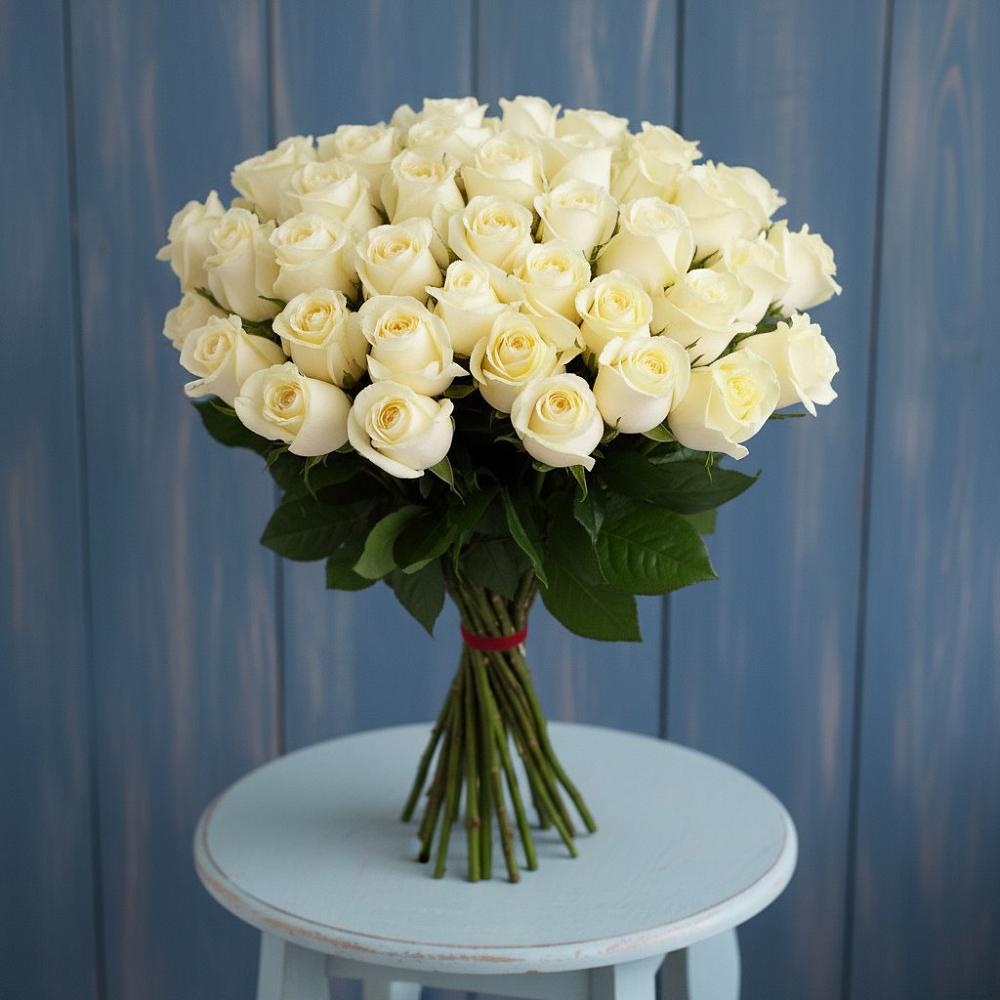 Букет 51 Белая роза Эдлесс Лав в Гусеве