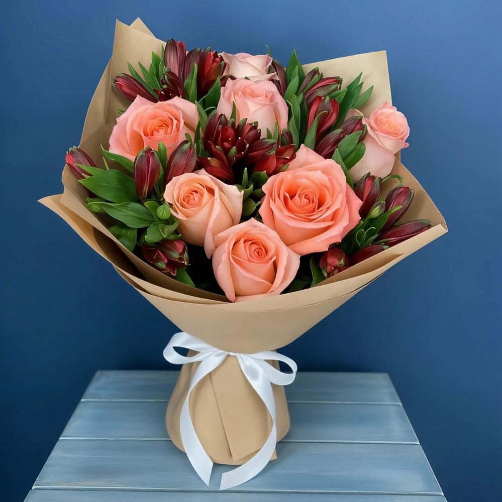 Букет цветов из: Розы и Альстромерии в Гусеве