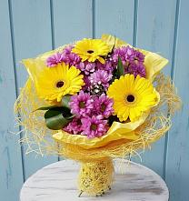 Букет цветов из:  Хризантемы и Герберы в Гусеве