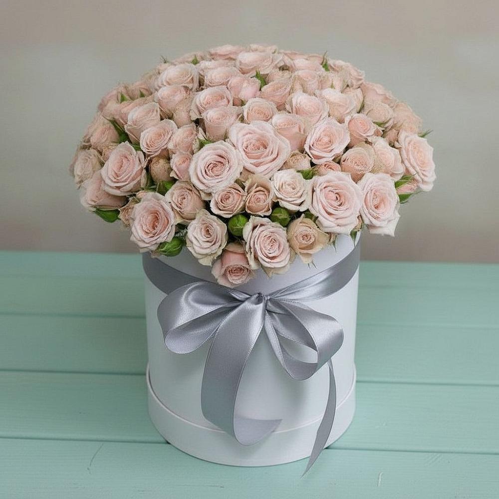 Цветочная композиция из Розы в шляпной коробке в Гусеве