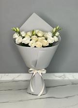 Букет цветов из:  Розы и Лизиантусы в Гусеве